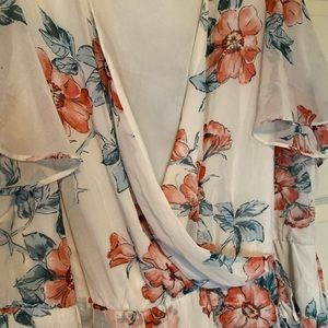 Chiffon Off-white Flower Flowy Dress